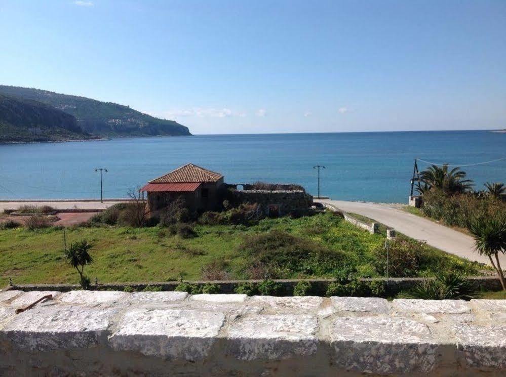 Las - Giannakakoy Traditional Stone Houses Neo Oitilo Exterior foto